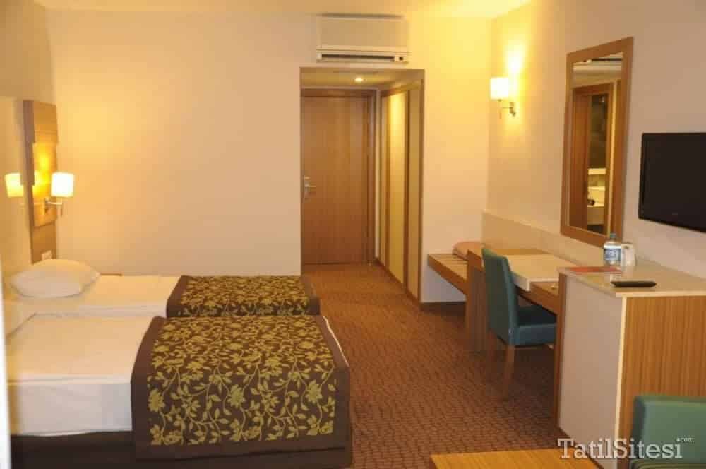 Golden Day Wings Hotel